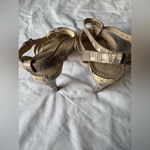 Tory Burch heels - Picture 8 of 10
